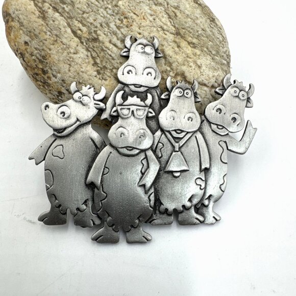 JJ Jonette Jewelry - JJ Jonette Brooch Pewter Vintage 1988 Happy Cows Farm Animal